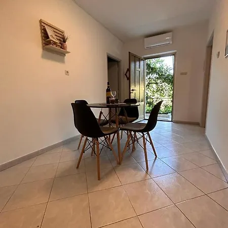 Apartment Near The Sea 650 Rabac Exterior photo