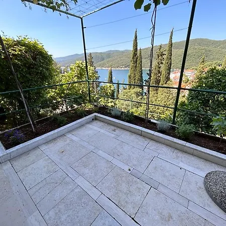 Apartment Near The Sea 650 Rabac Exterior photo
