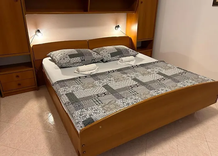 Apartment Near The Sea 650