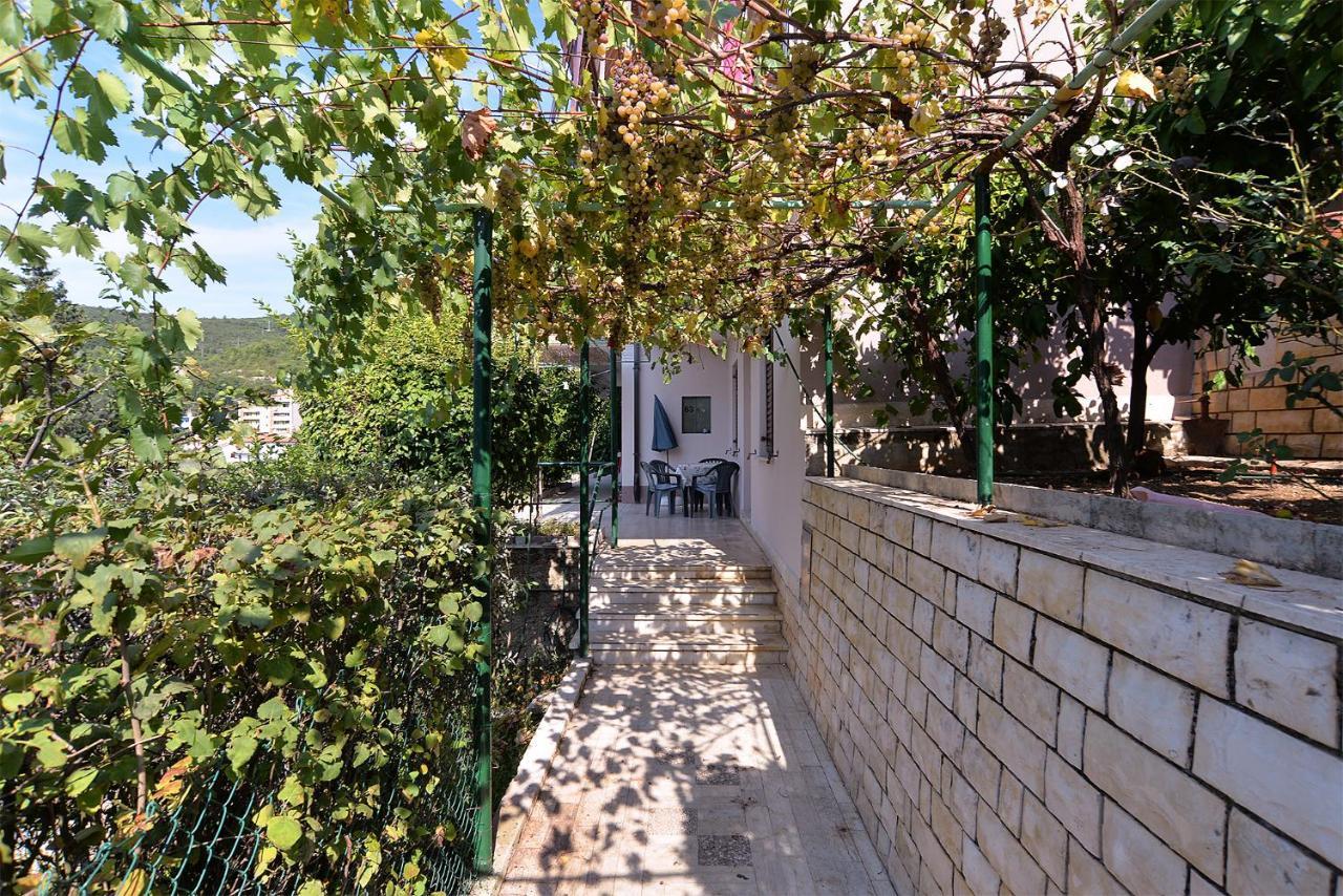 Apartment Apartment Near The Sea 650