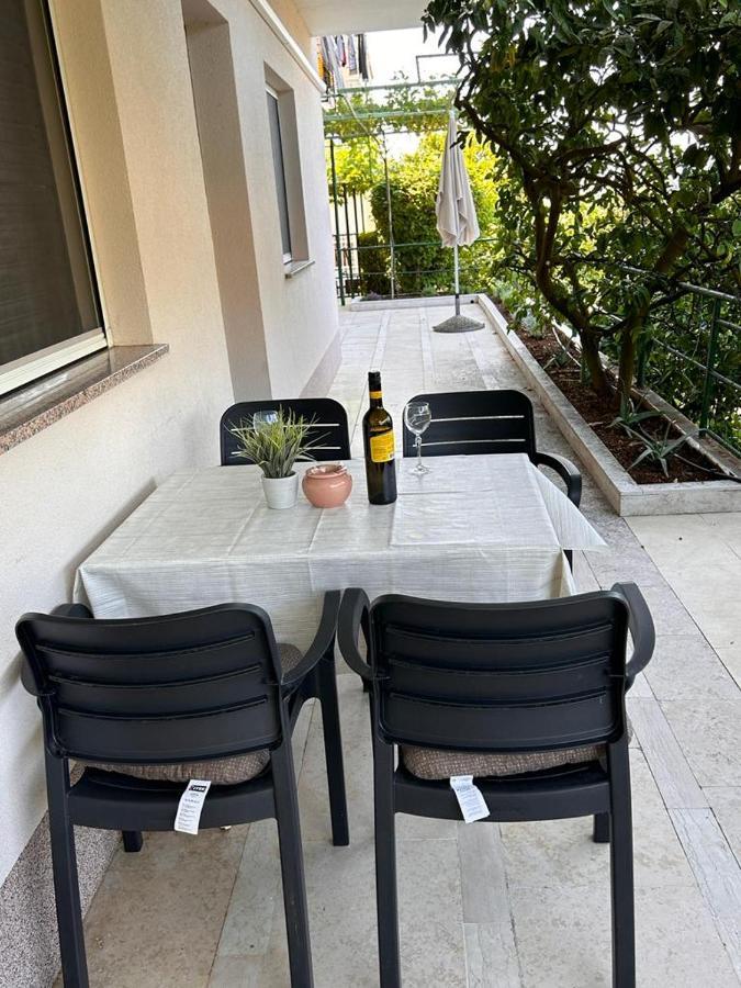 Apartment Near The Sea 650